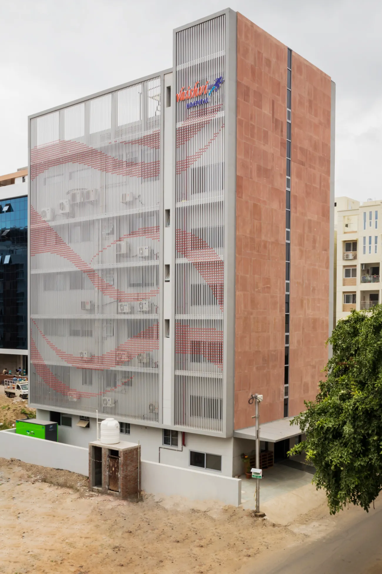 Vaishvi Orthpaedic Hospital