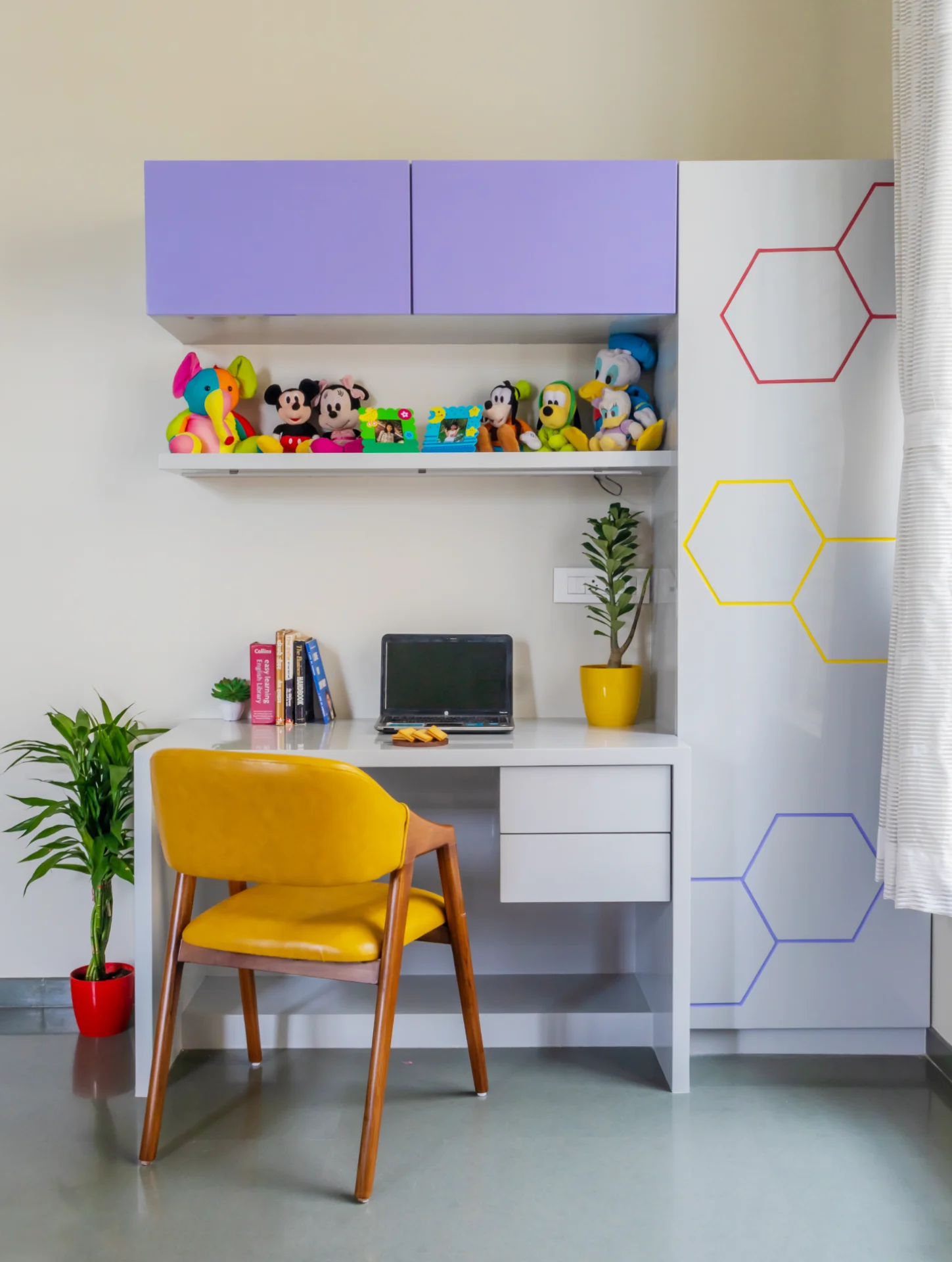 Harshal Amin Residence